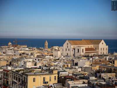 ...Santa Scolastica, la torre dell'Annunziata, la Basilica di San Nicola...